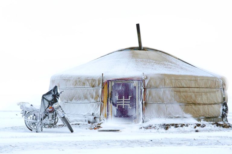 Mongolia ice place